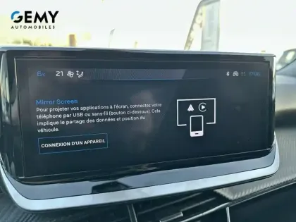 Photo 25 Peugeot 2008  Electrique 50 kWh 136 ch