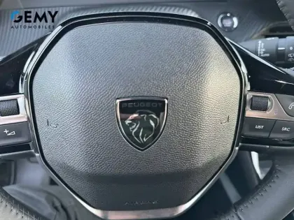 Photo 43 Peugeot 2008  Electrique 50 kWh 136 ch