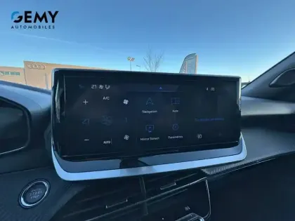 Photo 13 Peugeot 2008  Electrique 50 kWh 136 ch