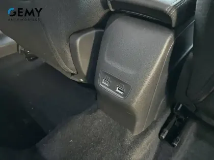 Photo 41 Peugeot 2008  Electrique 50 kWh 136 ch