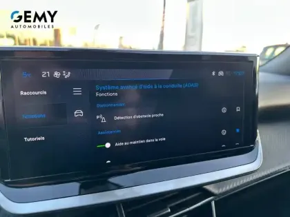 Photo 27 Peugeot 2008  Electrique 50 kWh 136 ch