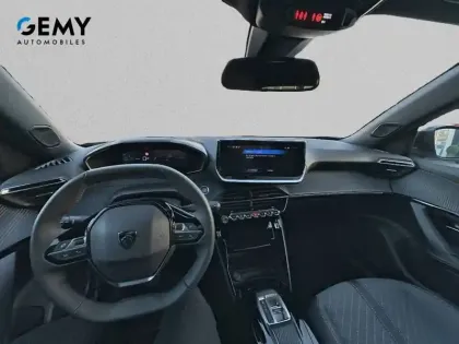 Photo 7 Peugeot 2008  Electrique 50 kWh 136 ch