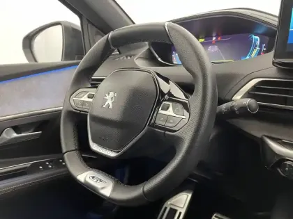 Photo 30 Peugeot 3008  Hybrid4 300 e-EAT8