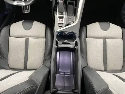 Photo 26 Peugeot 3008  Hybrid4 300 e-EAT8