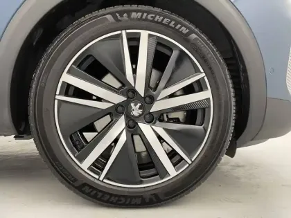 Photo 17 Peugeot 3008  Hybrid4 300 e-EAT8