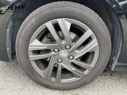 Photo 10 Peugeot 208  BlueHDi 100 S&S BVM6