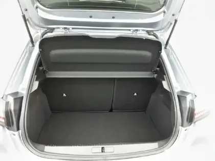 Photo 29 Peugeot 208  Hybrid 100 e-DCS6