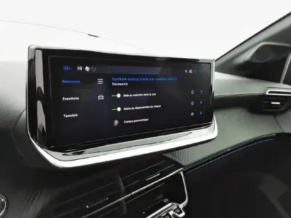 Photo 42 Peugeot 208  Hybrid 100 e-DCS6