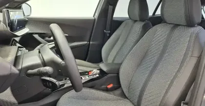 Photo 42 Peugeot 2008  100 S&S BVM6
