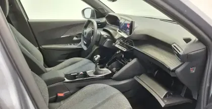 Photo 99 Peugeot 2008  100 S&S BVM6