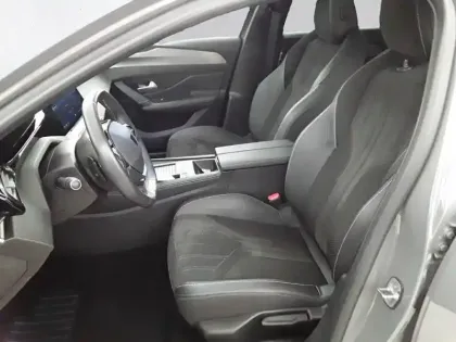 Photo 30 Peugeot 308  SW PureTech 130ch S&S EAT8