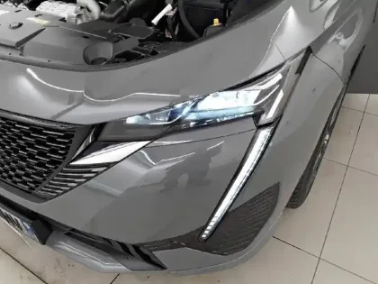 Photo 35 Peugeot 308  SW PureTech 130ch S&S EAT8