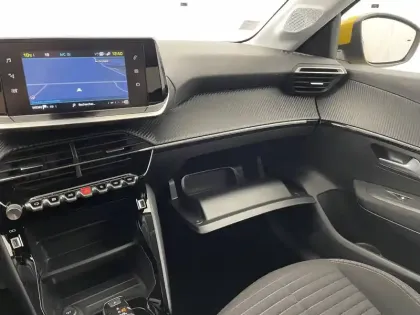 Photo 25 Peugeot 208  Electrique 50 kWh 136ch