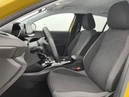 Photo 14 Peugeot 208  Electrique 50 kWh 136ch