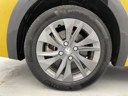 Photo 19 Peugeot 208  Electrique 50 kWh 136ch