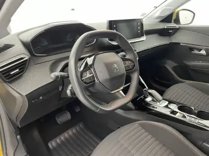Photo 31 Peugeot 208  Electrique 50 kWh 136ch