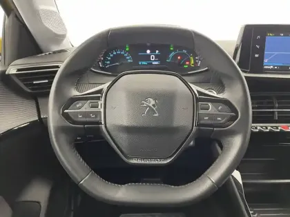 Photo 23 Peugeot 208  Electrique 50 kWh 136ch