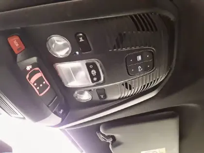 Photo 21 Peugeot 3008  Hybrid 225 e-EAT8