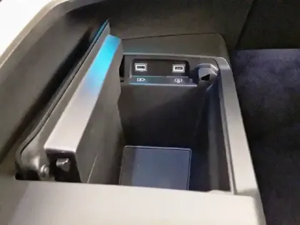 Photo 52 Peugeot 3008  Hybrid 136 e-DCS6