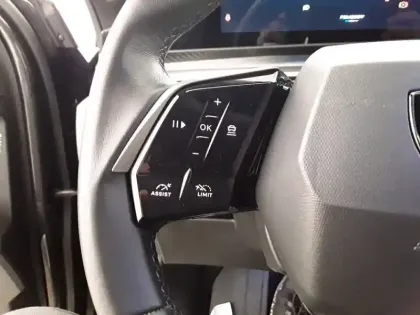 Photo 50 Peugeot 3008  Hybrid 136 e-DCS6