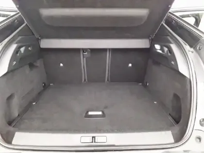 Photo 33 Peugeot 3008  Hybrid 136 e-DCS6