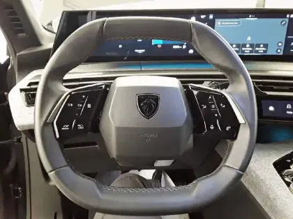 Photo 8 Peugeot 3008  Hybrid 136 e-DCS6