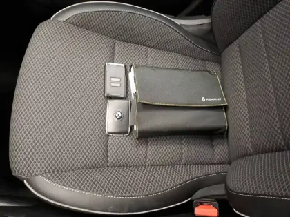 Photo 39 Renault Arkana  E-Tech 145 - 21B