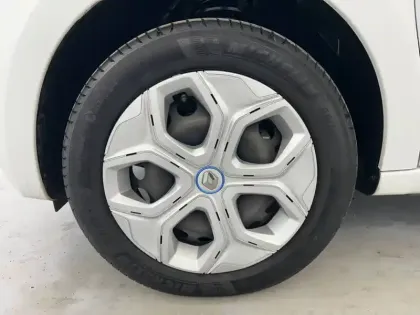 Photo 27 Renault Twingo  III Achat Intégral - 21