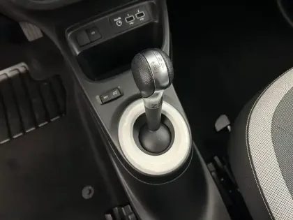 Photo 21 Renault Twingo  III Achat Intégral - 21