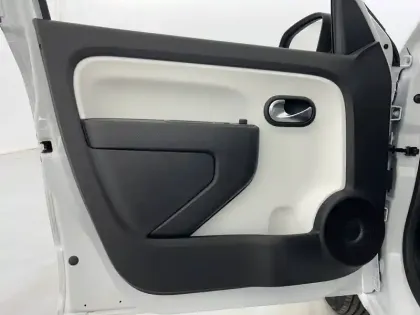 Photo 19 Renault Twingo  III Achat Intégral - 21