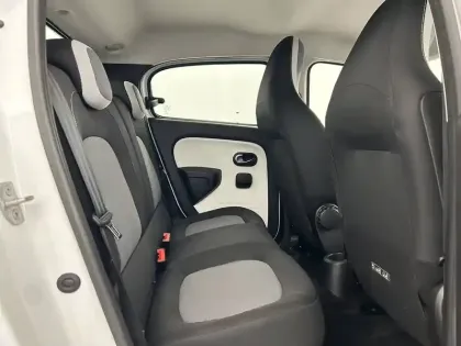 Photo 24 Renault Twingo  III Achat Intégral - 21