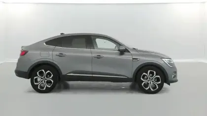 Photo 5 Renault Arkana  E-Tech 145 - 21B