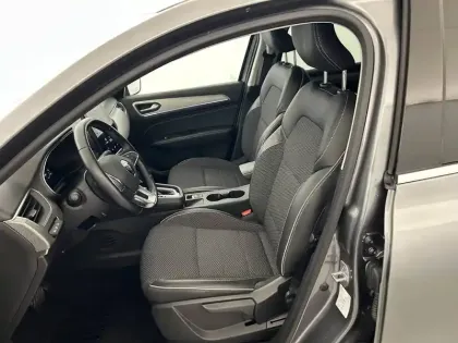 Photo 8 Renault Arkana  E-Tech 145 - 21B