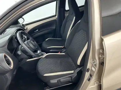 Photo 8 Toyota Aygo  X 1.0 VVT-i 72 S-CVT