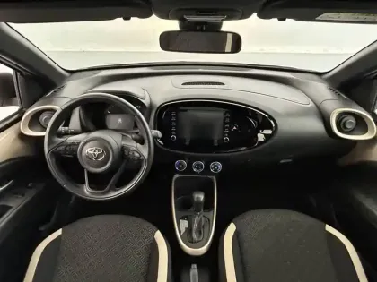 Photo 24 Toyota Aygo  X 1.0 VVT-i 72 S-CVT