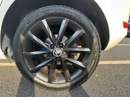 Photo 17 Skoda Fabia  1.0 TSI 110 ch BVM6