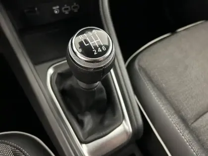 Photo 12 Renault Captur  TCe 90