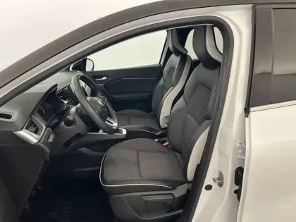 Photo 8 Renault Captur  TCe 90