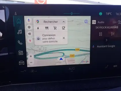 Photo 40 Renault 4 Renault  E-Tech Electrique 150 ch autonomie confort