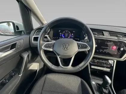 Photo 11 Volkswagen Touran  2.0 TDI 150 DSG7 7pl