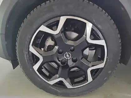 Photo 12 Opel Mokka  Electrique 136 ch & Batterie 50 kWh