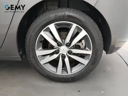 Photo 10 Peugeot 308  PureTech 110ch S&S BVM6