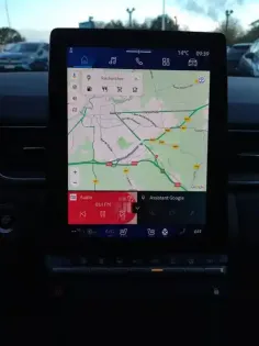 Photo 4 Renault Symbioz  E-Tech full hybrid 145