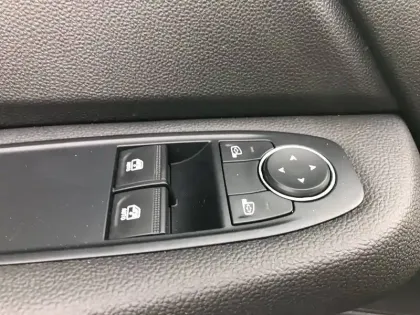 Photo 14 Renault Clio Gén. V (BJA) Ph1 NG Equilibre 5