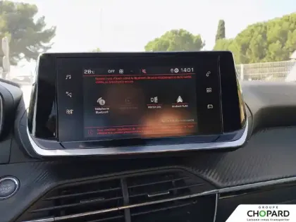 Photo 37 Peugeot 2008  PureTech 100 S&S BVM6