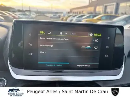 Photo 16 Peugeot 208  Electrique 50 kWh 136ch