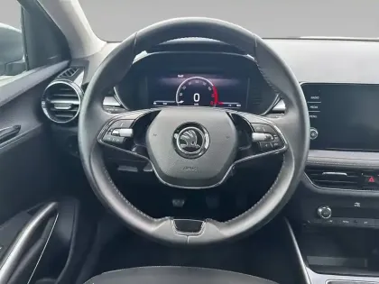 Photo 11 Skoda Fabia  1.0 TSI 95 ch BVM5