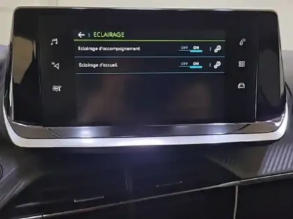 Photo 42 Peugeot 208  Electrique 50 kWh 136ch