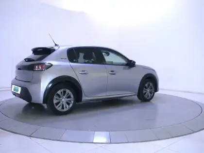 Photo 26 Peugeot 208  Electrique 50 kWh 136ch