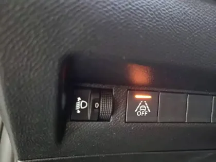 Photo 49 Peugeot 208  Electrique 50 kWh 136ch